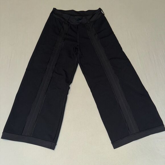 Lululemon Athletica Pants Women's 4 Black Stretch Wide-Leg Relaxed Fit Pull-On - Picture 1 of 8